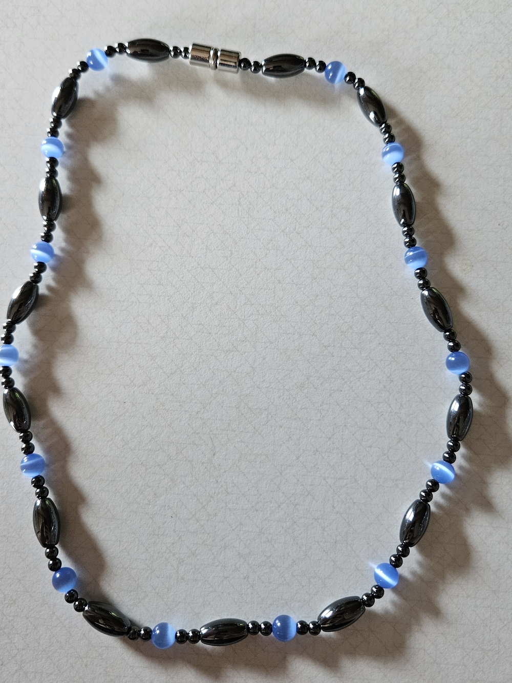 Blue and Black Beaded Women's Necklace Magnetic Vintange